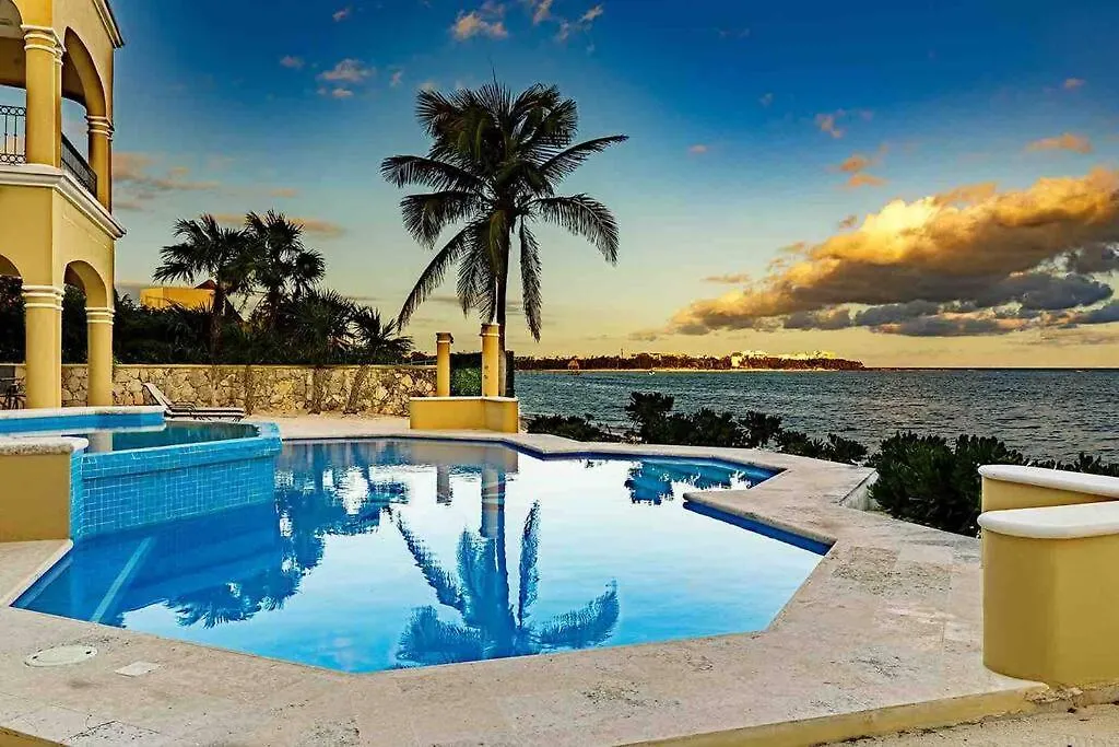 The Oasis Tulum Luxury Front Beach Villa 8 Rooms Tancah